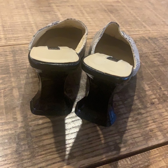 Bison Bisou snake skin mules, size 6 - Picture 4 of 5